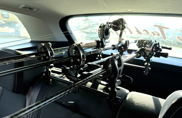 REVOLUTION RACK (3 Rods)